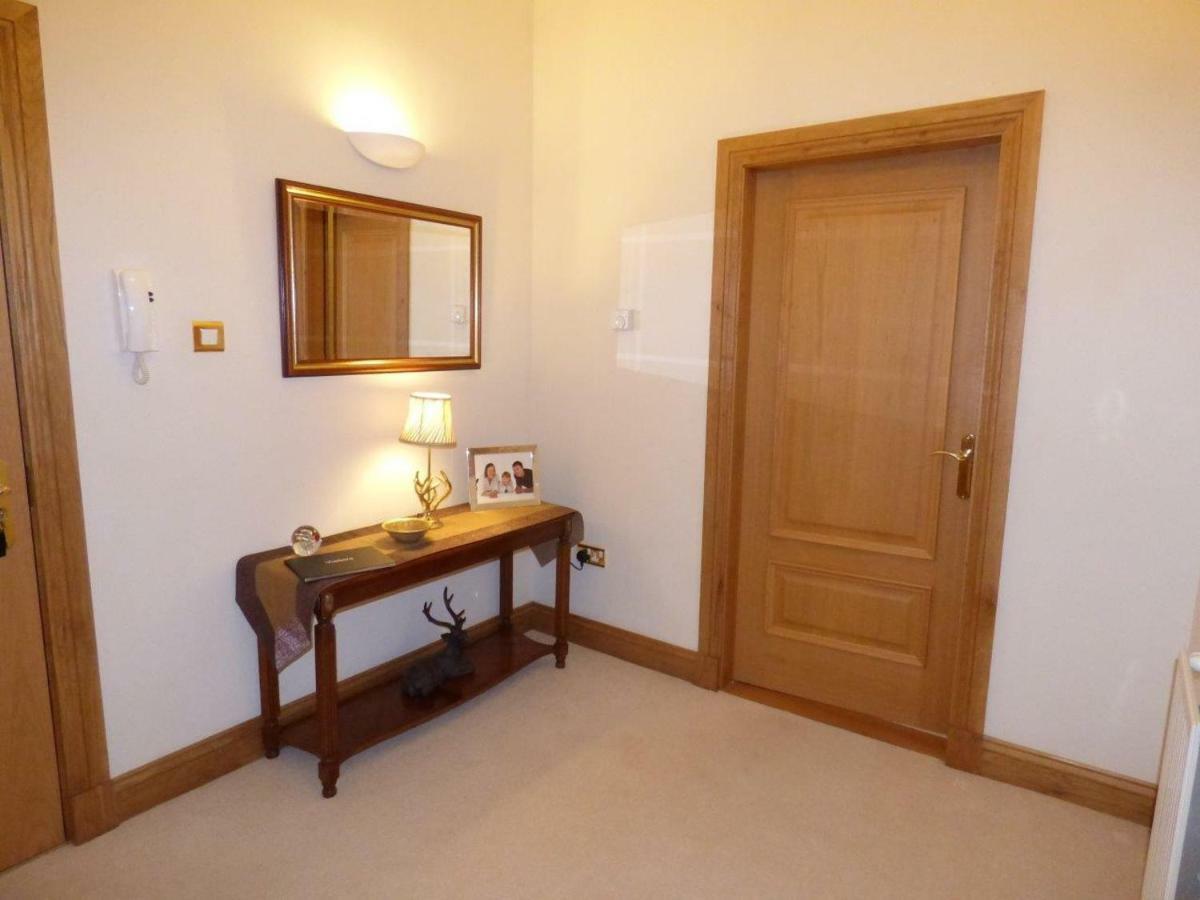 Appartement The Pipers No 7 Lomond Castle à Balloch Extérieur photo